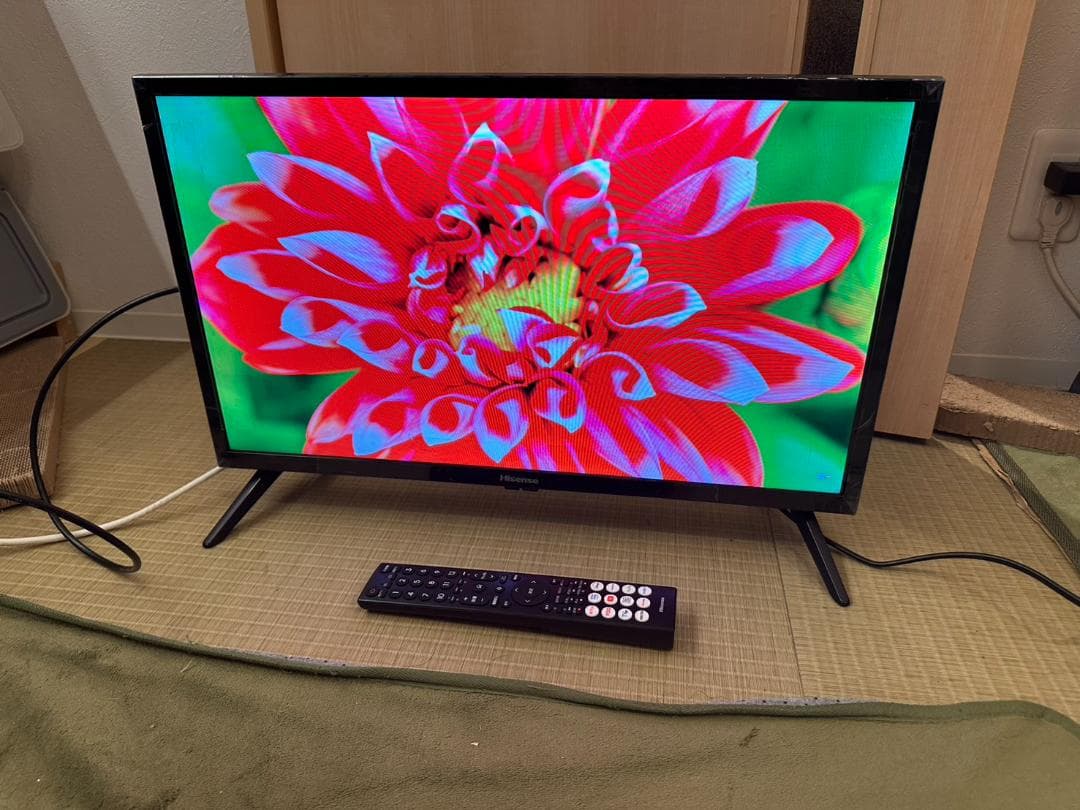 25年極々美品!ハイセンス hisense 24型　スマートテレビ 24YR4A