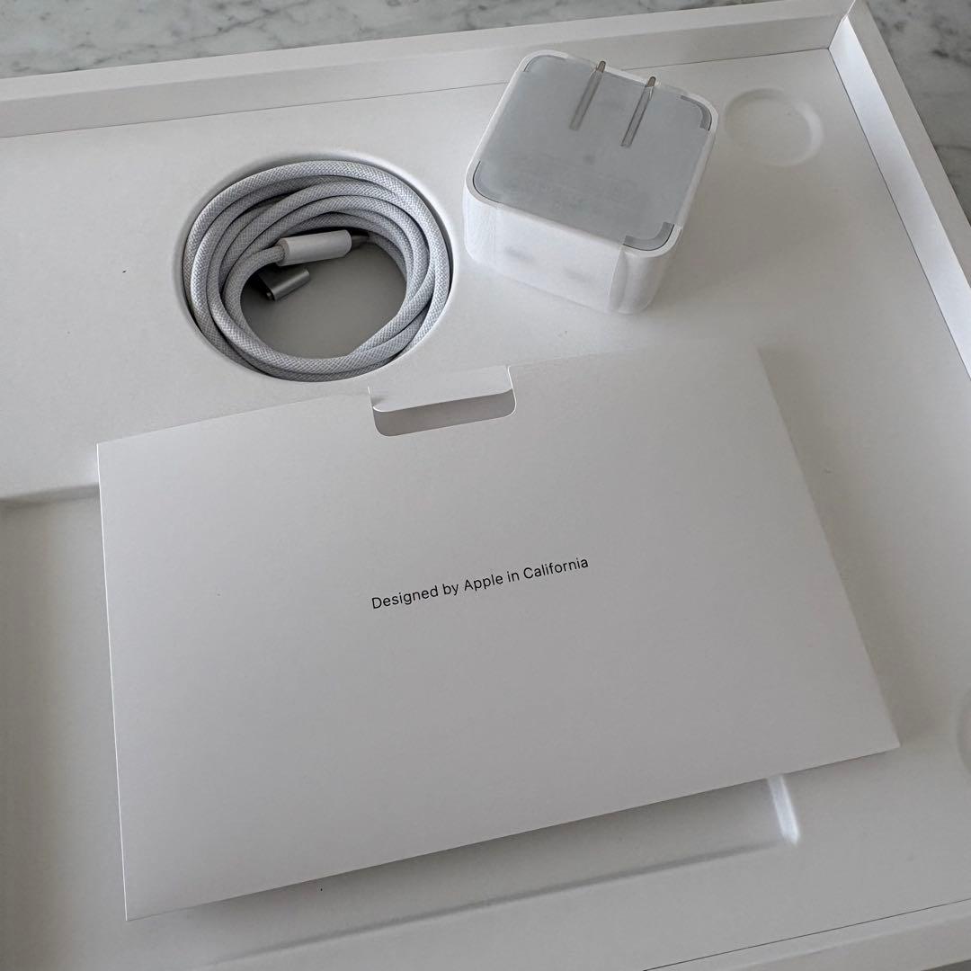 【超美品】512GB*13インチMacBook Air*シルバー*M4チップ