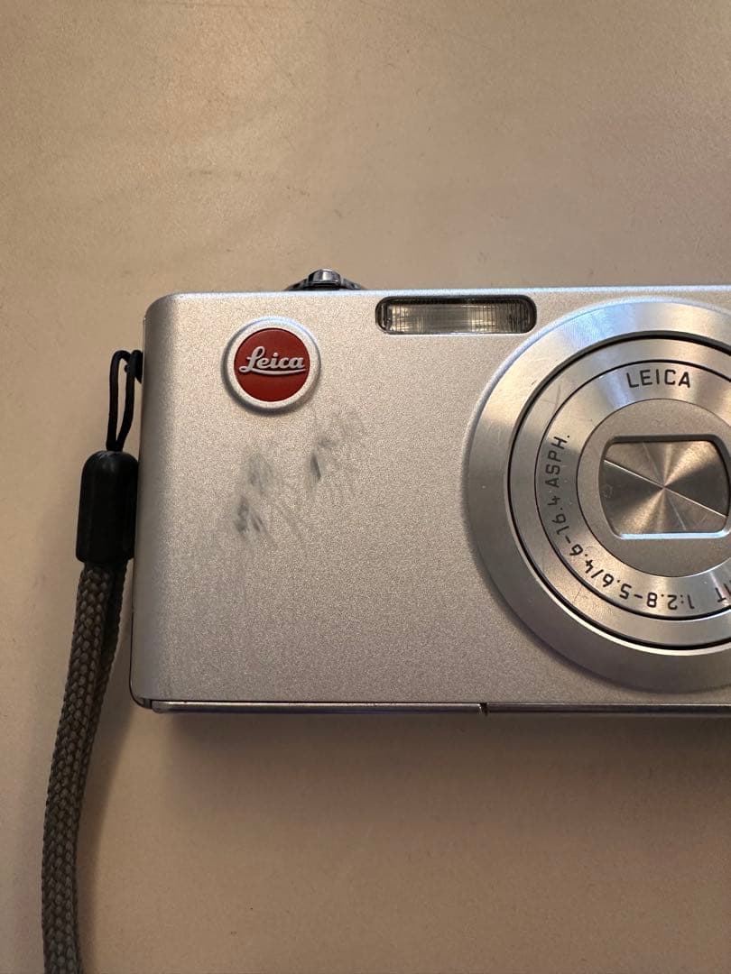 Leica C-LUX2シルバー バッテリーチャージャー付き