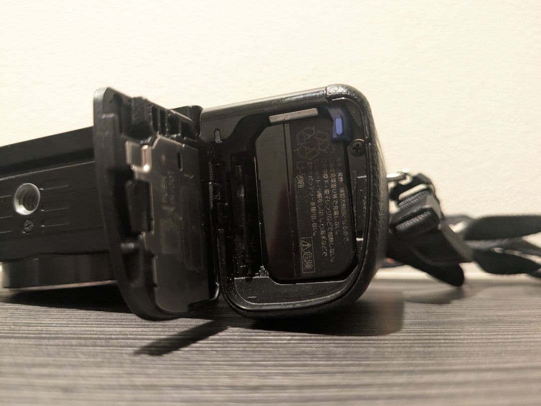 美品 SONY α6000 ILCE-6000 ミラーレス一眼 ボディ