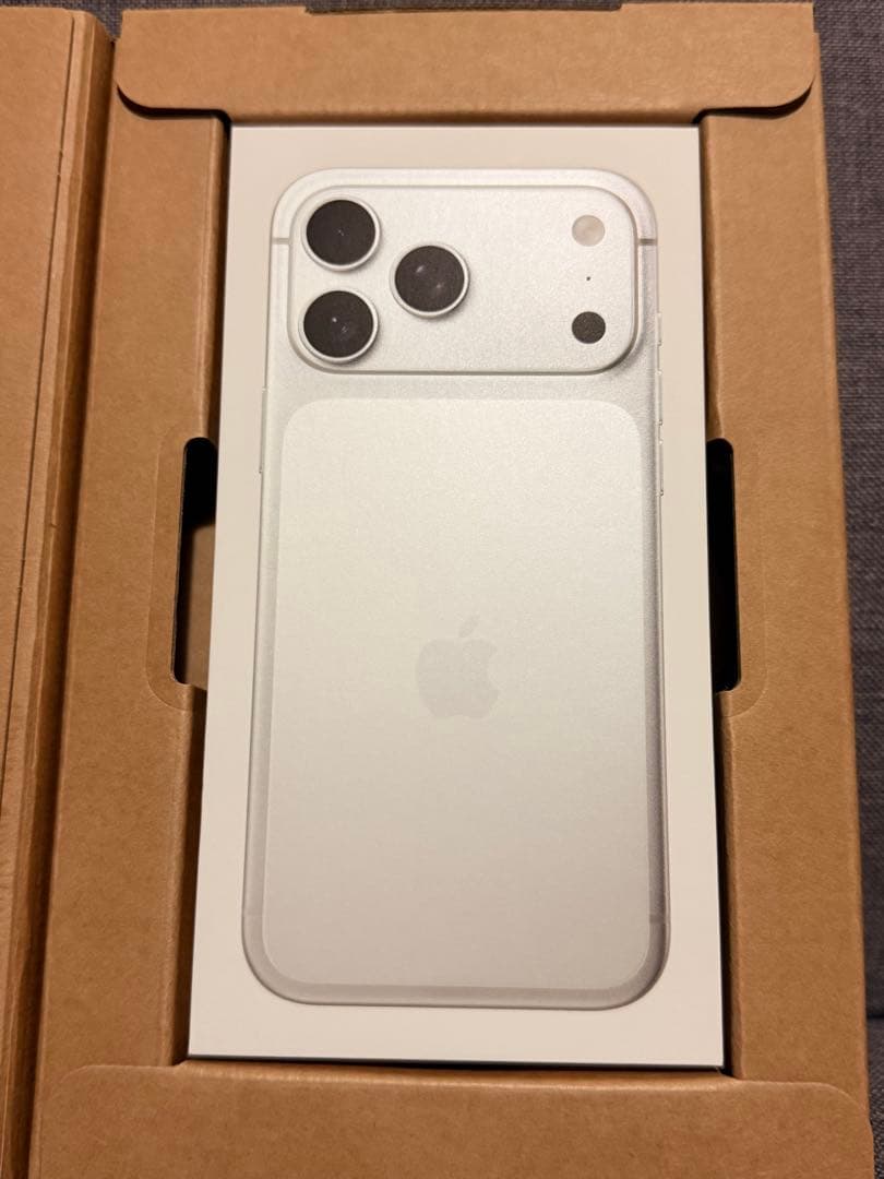 iPhone 17 Pro Max SIMフリー