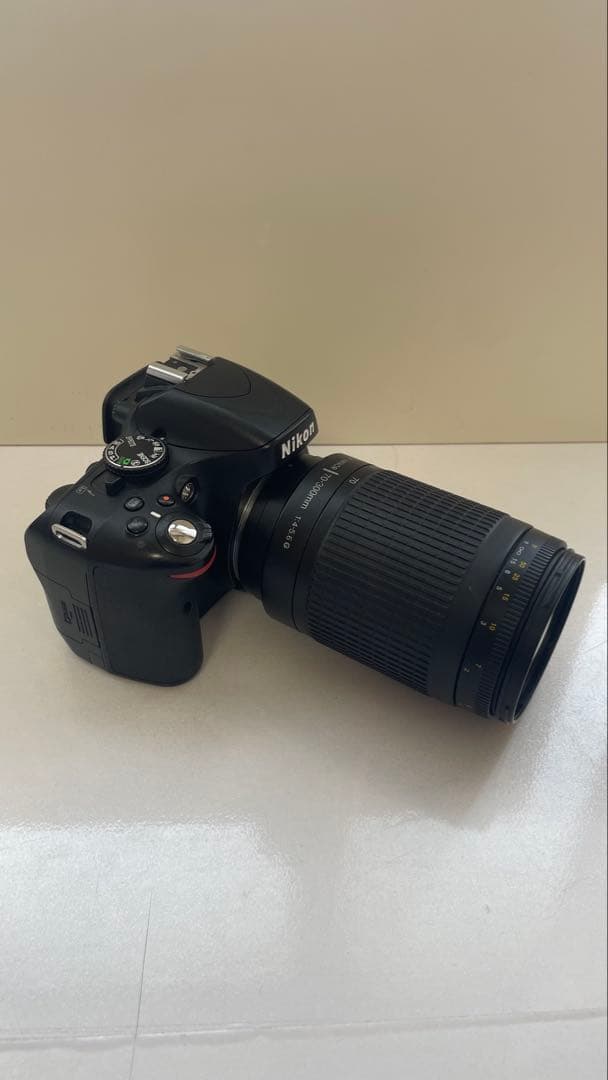 Nikon D5100 デジタル一眼レフカメラ 70-300mm