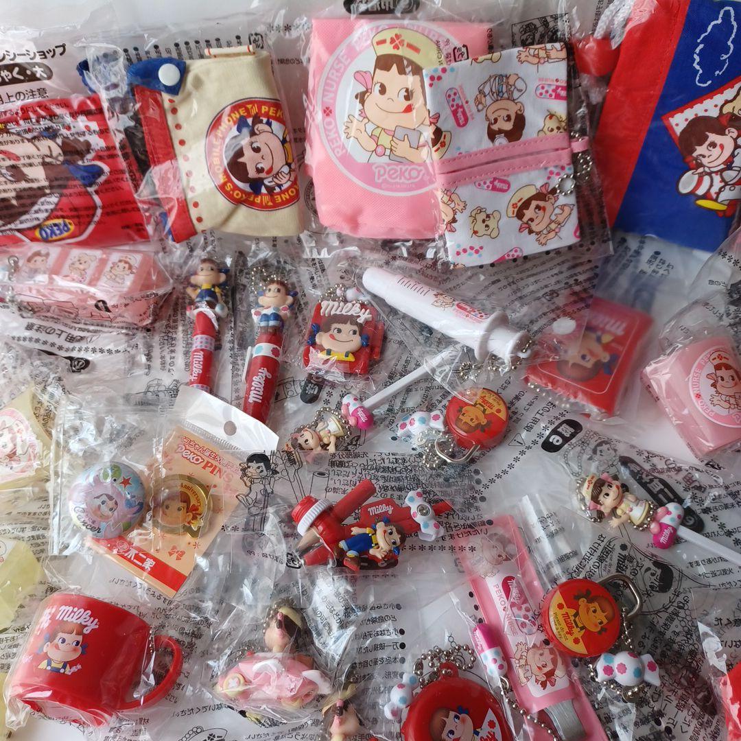 不二家　ペコちゃん　グッズ　大量　まとめ売り　マスコット　ストラップ等