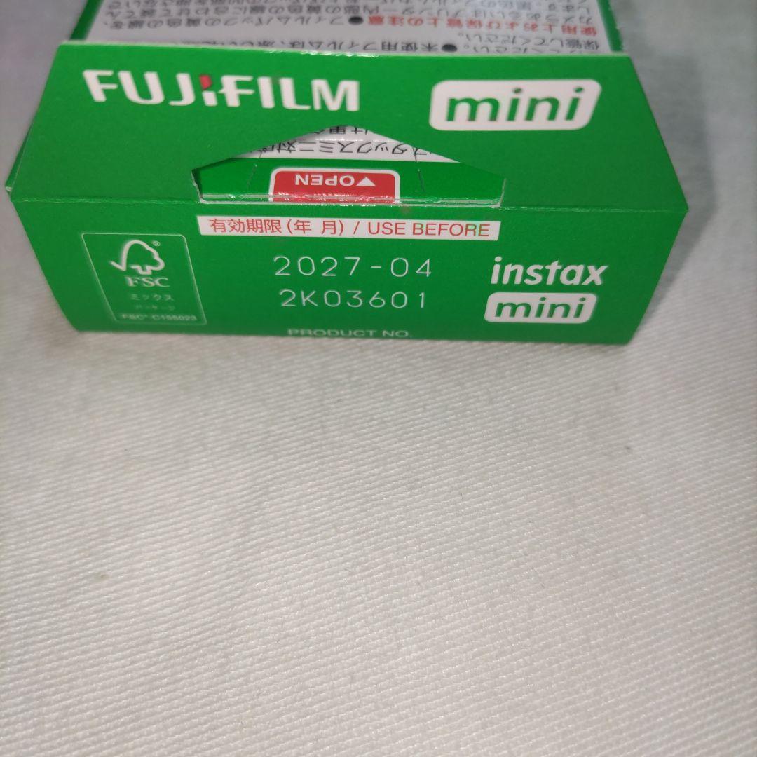 新品　チェキ　instax mini 10シート　ミッキー＆フレンズ　レインボー