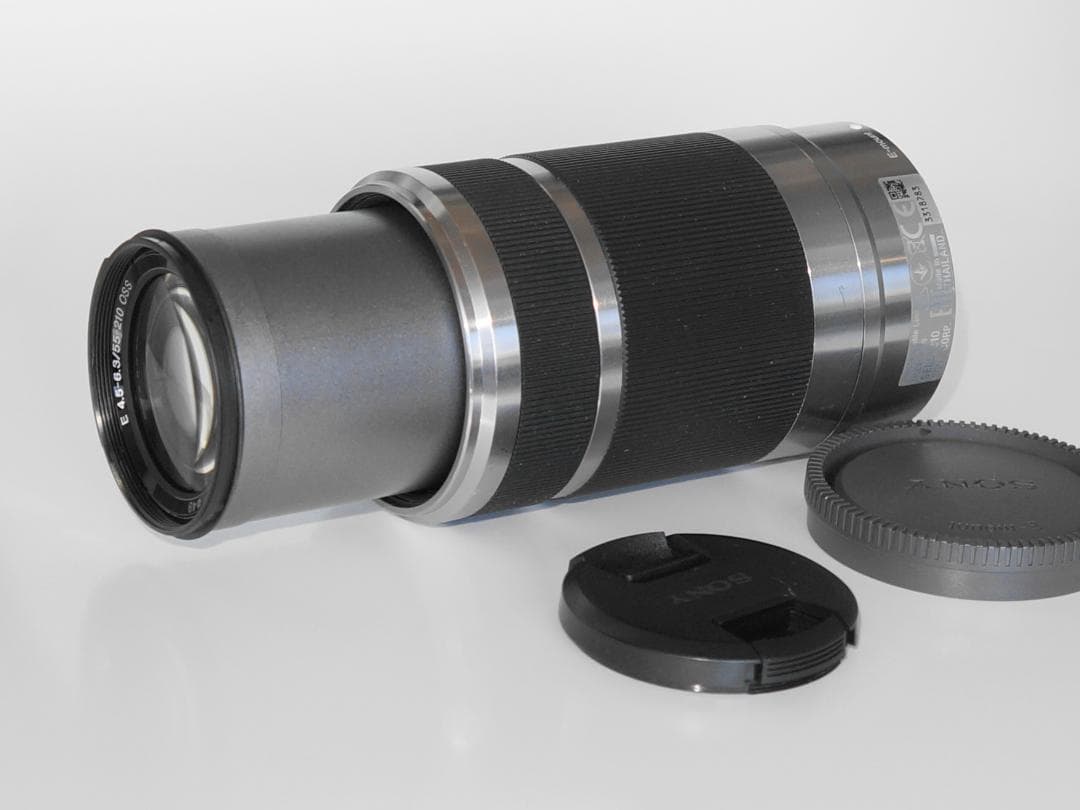 極上品です　SONY E 55-210mm F4.5-6.3 SEL55210