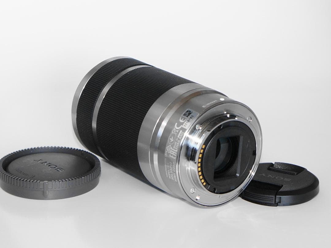 極上品です　SONY E 55-210mm F4.5-6.3 SEL55210