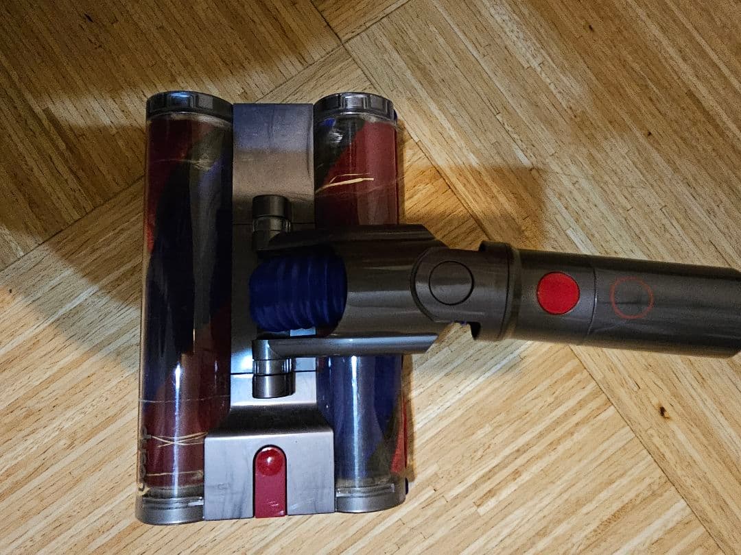 美品USED！ dysonスティッククリーナー本体 タブルヘッド　紫と黒