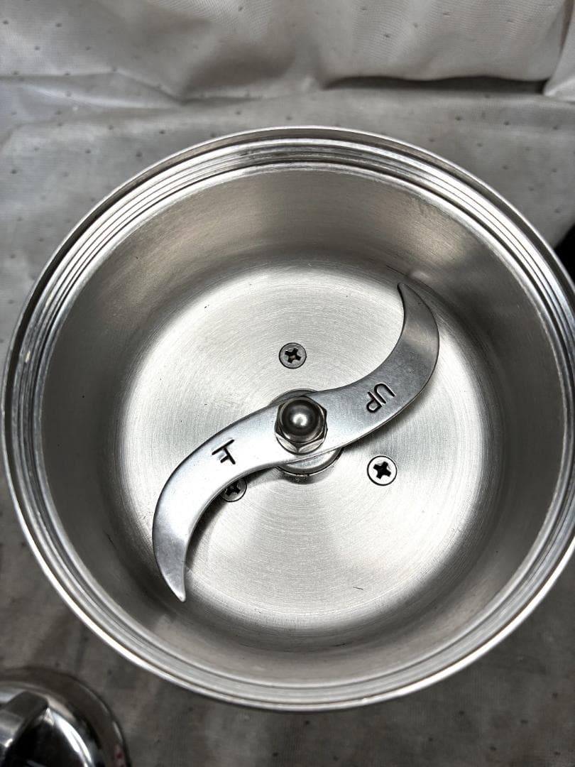 ■東京ユニコム　ひきっ粉　電動ミルミキサー　T-351　300ｃｃ　万能製粉器■