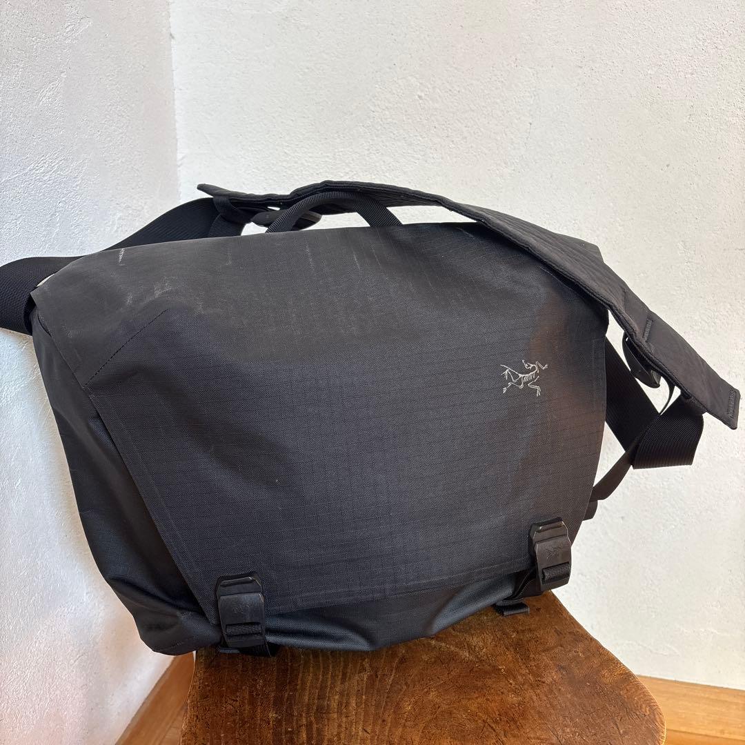 【お値下げ】Arc'teryx Granville 10 Courier Bag