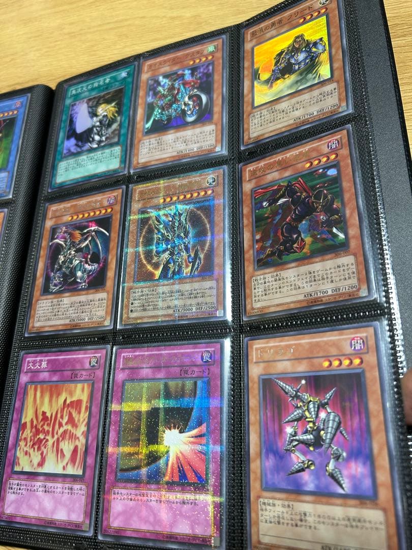 遊戯王　まとめ売り　引退品　1〜3期　180枚 旧レリーフ