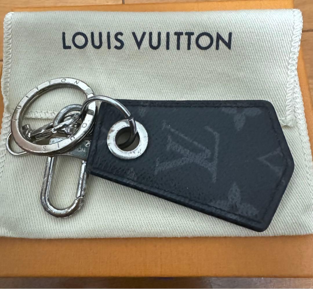 LOUIS VUITTON 黒 レザー キーリング
