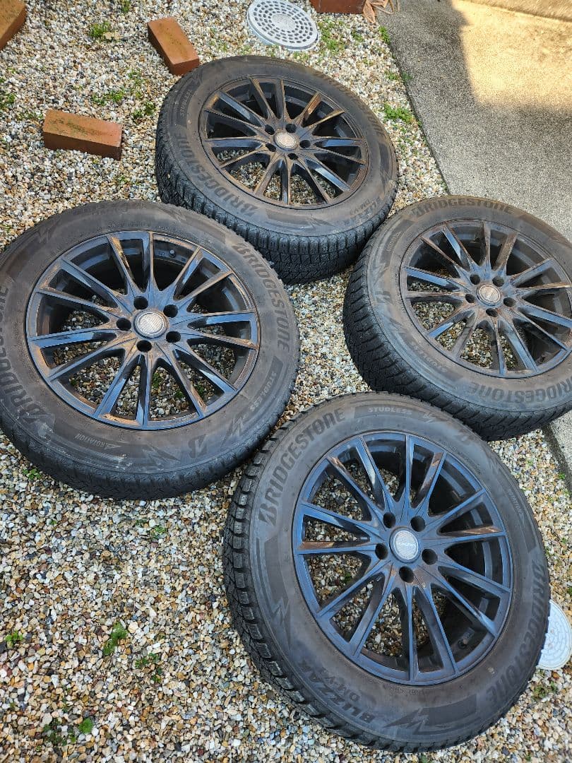 ブリザック　DM-V3 225/60/R18 スタッドレス　タイヤホイール　4本