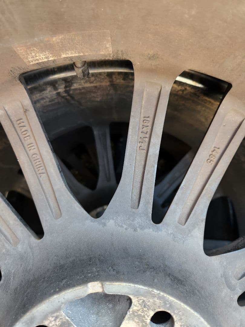 ブリザック　DM-V3 225/60/R18 スタッドレス　タイヤホイール　4本