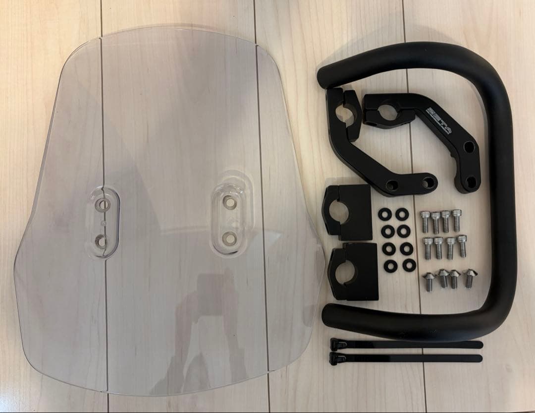 ジータ　ZETA モンキー125 ウィンドシールド　ラージサイズ付き