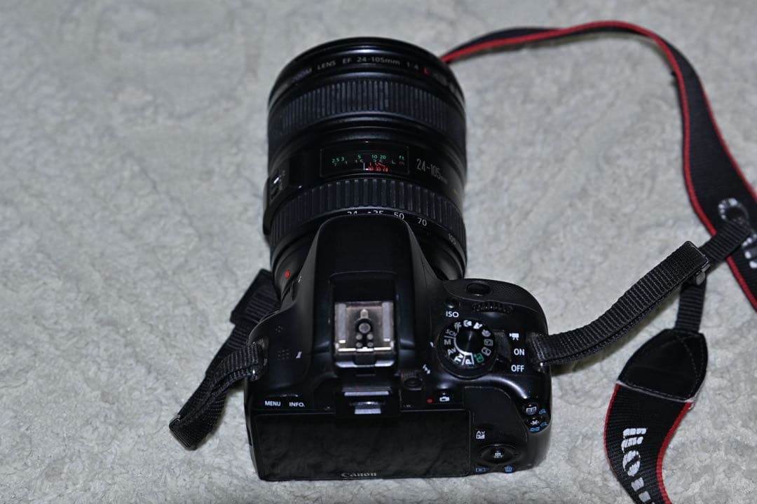 Canon EOS Kiss ボディとレンズEF 24-105mm f/4