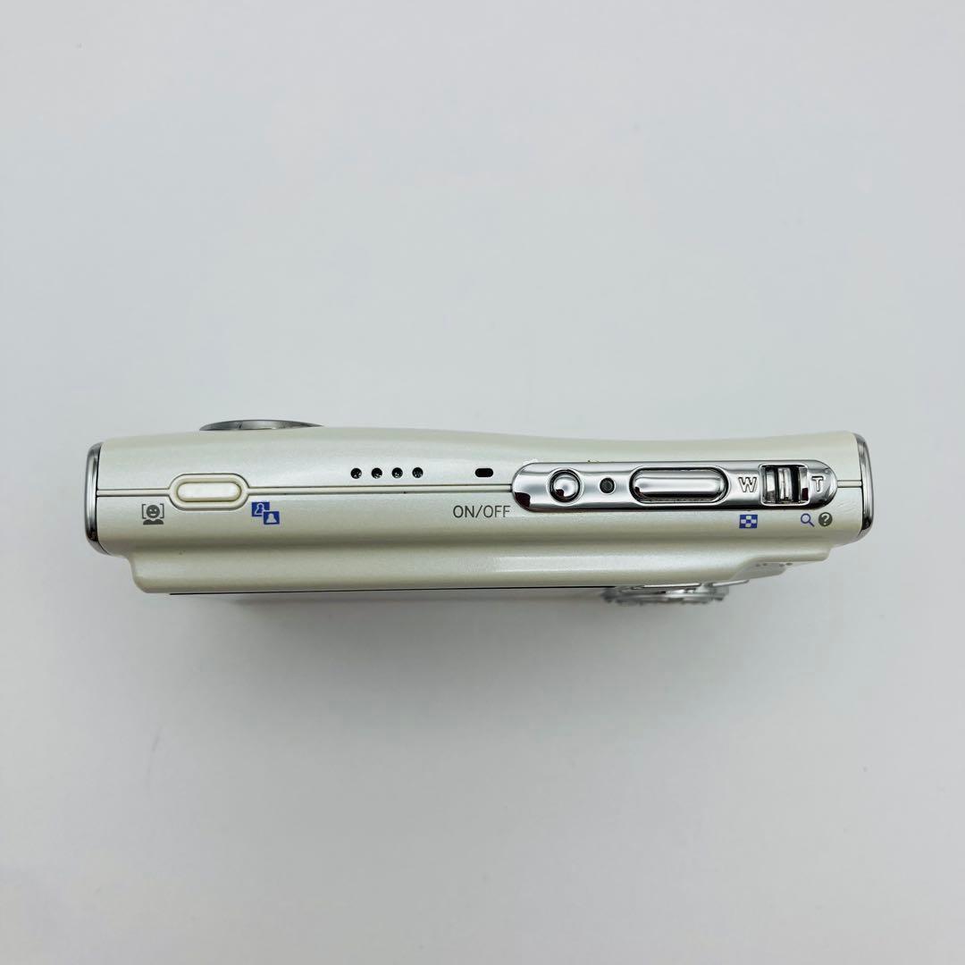 Nikon COOLPIX S8 コンパクトデジタルカメラ　ニコン　クールピクス