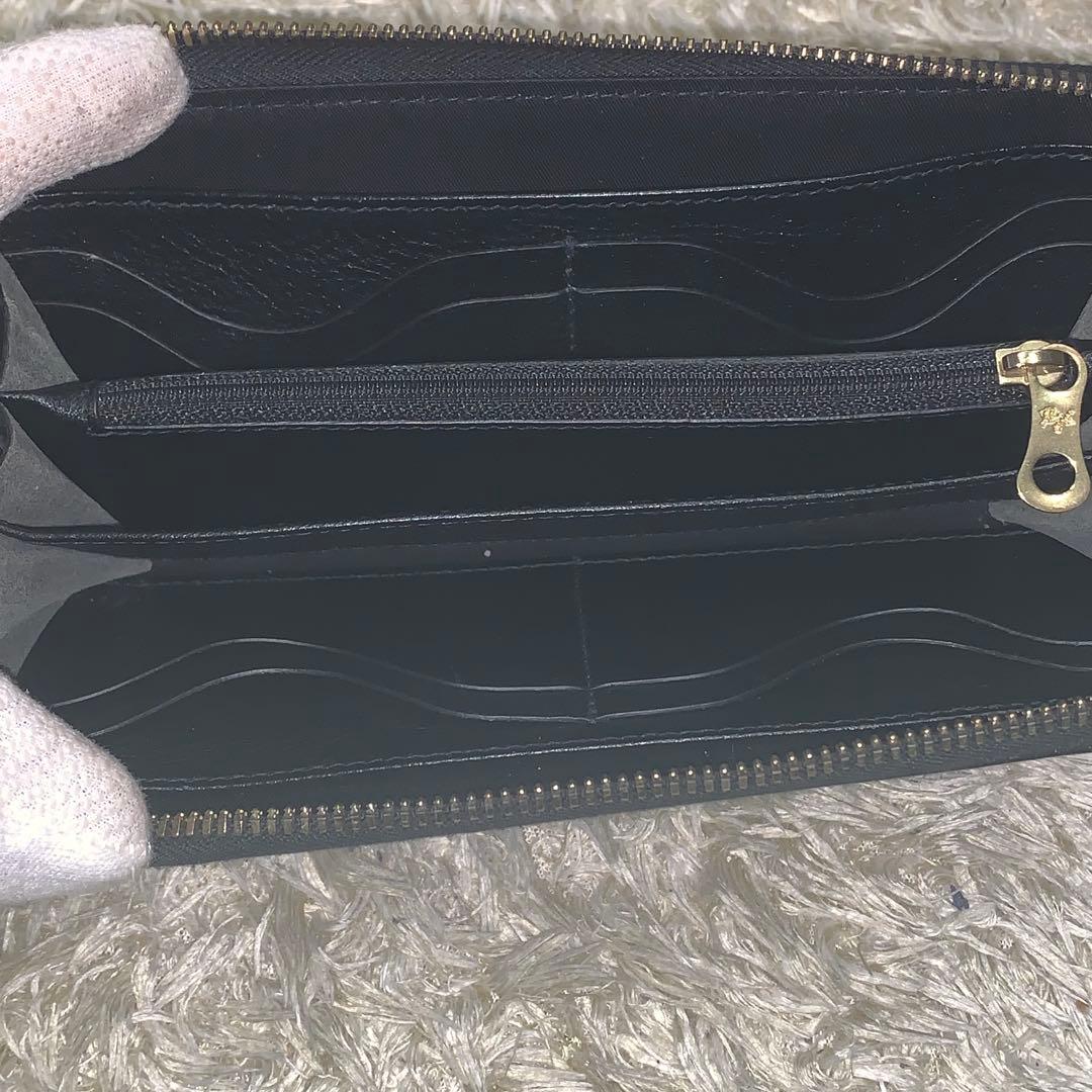 未使用級✨イルビゾンテ 長財布 ロゴ型押し ラウンドファスナー レザー ブラック