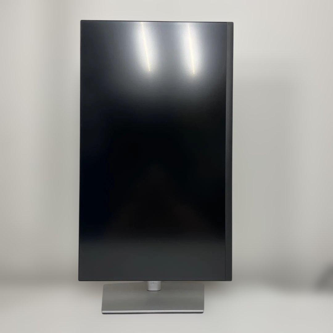 PCモニター　DELL P2723QE 4K 2023年製