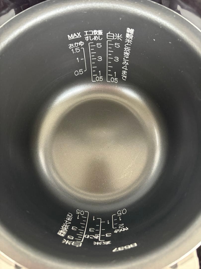 ZOJIRUSHI 象印 5.5合 極め炊き圧力IH炊飯器 NP-ZG10A