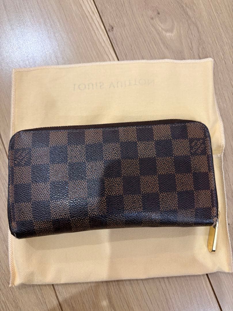 ルイ・ヴィトン　ダミエ財布