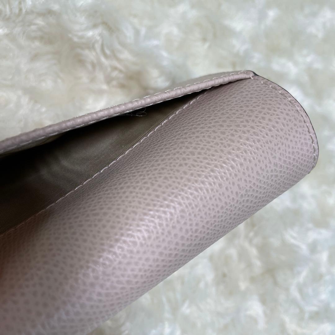 FURLAフルラ　レディース　二つ折り財布　ピンク