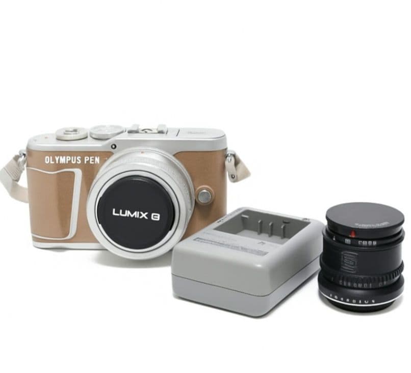 美品☆OLYMPUS PEN E-PL9 ミラーレス一眼 シルバー/ブラウン