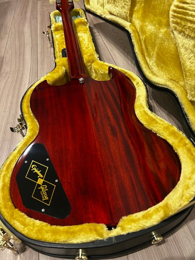 ギター Epiphone by Gibson 64 SG Maestro Vibrola