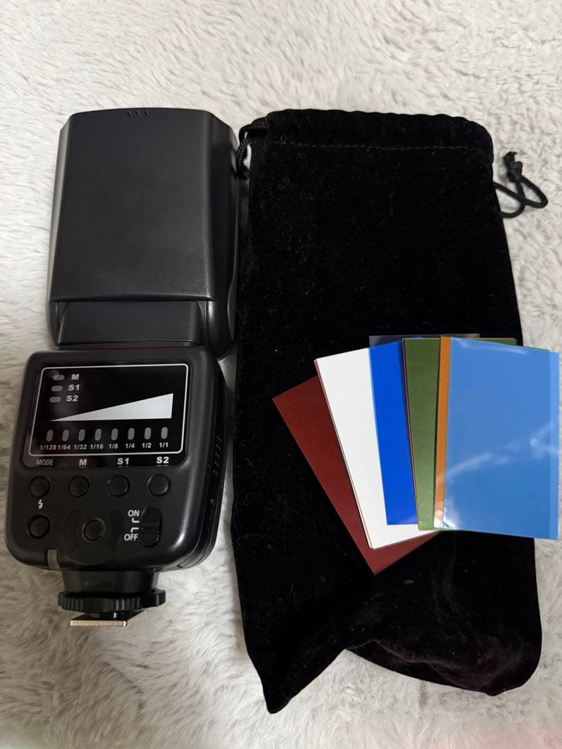 Canon 一眼レフカメラ EOS40D 望遠レンズ付き ストロボ付き カバン付