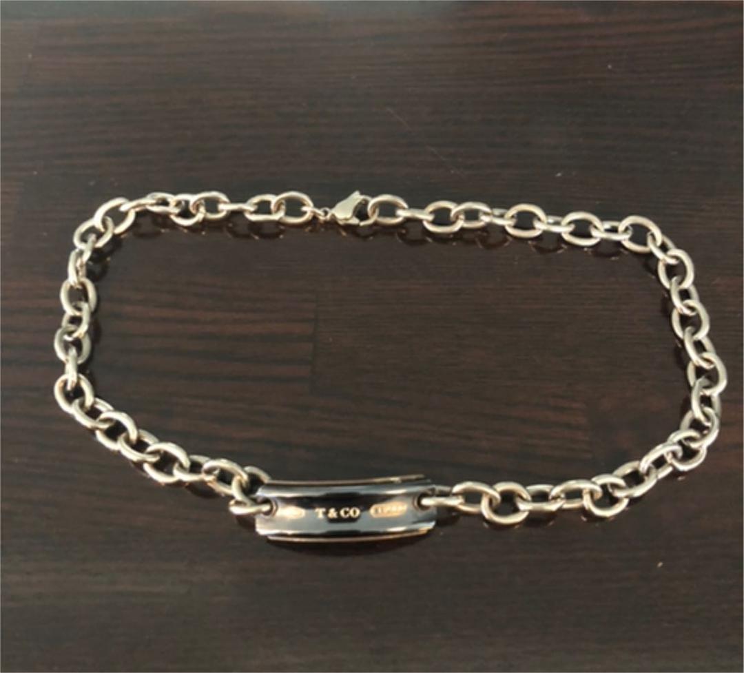 【値下げ中】Tiffany ブラックチタンブレスレット