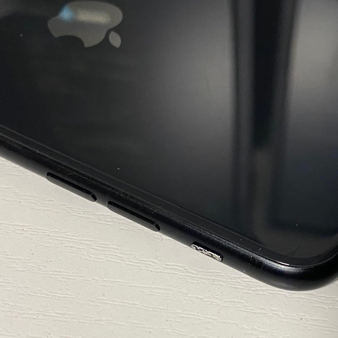 ◎ Apple iPhone SE 第二世代 MHGP3J/A 82%