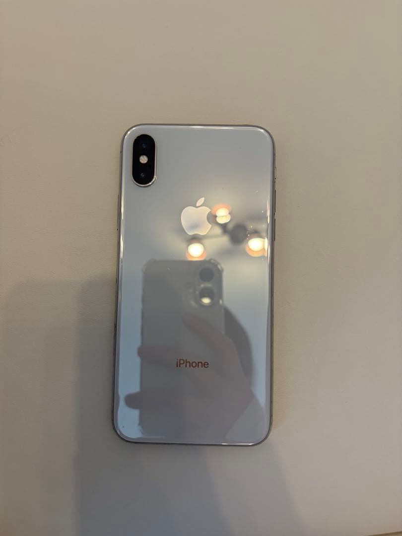 Apple iPhone X シルバー　256GB