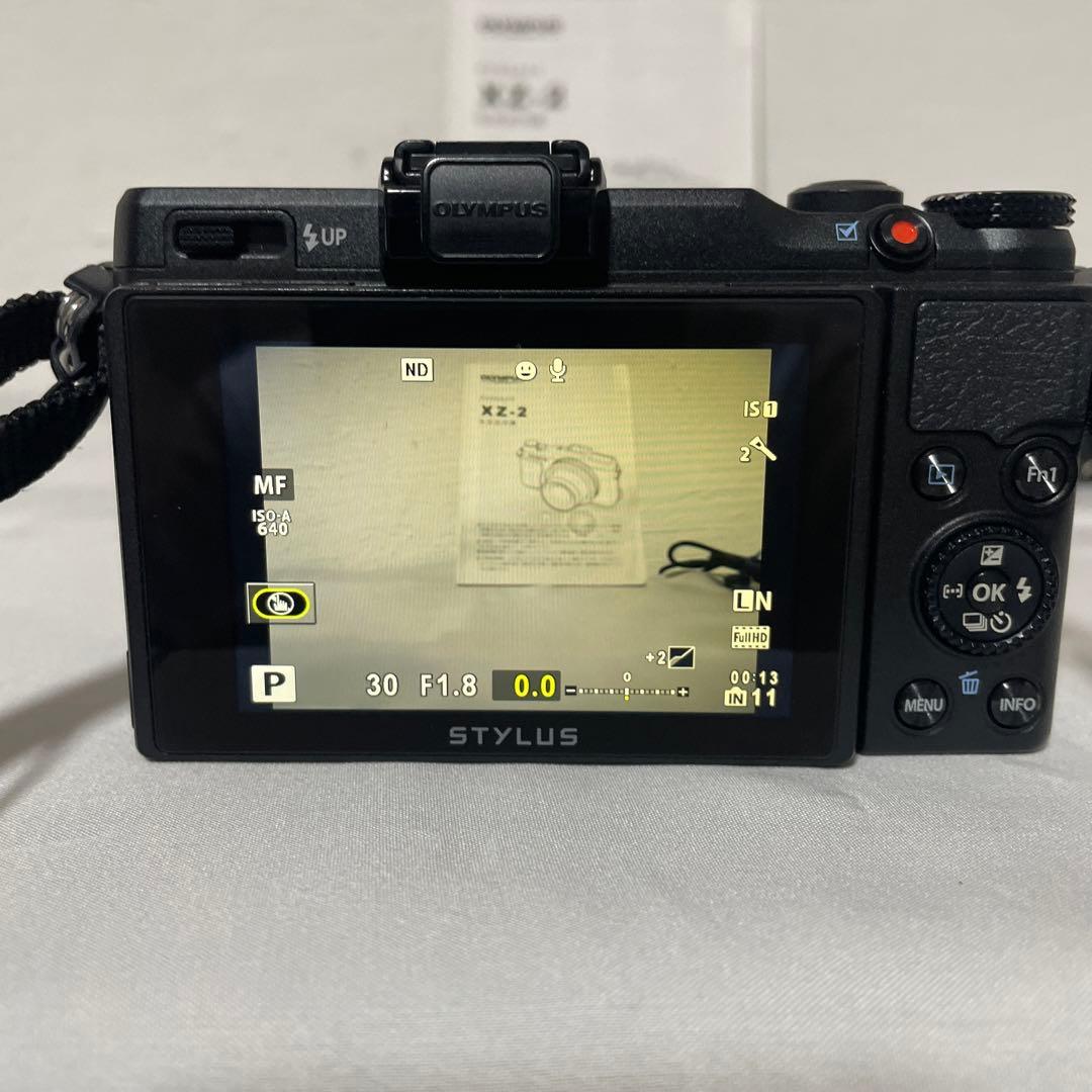OLYMPUS STYLUS XZ-2 オリンパス デジタルカメラ