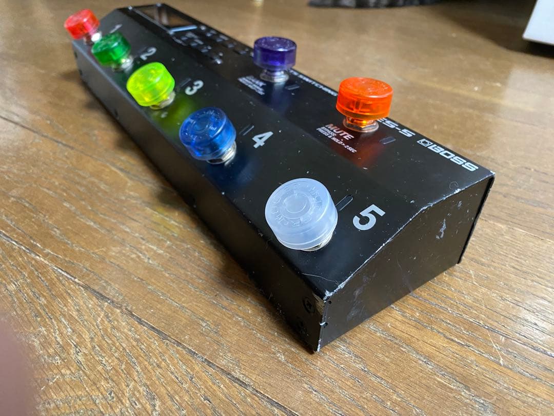 BOSS ES-5 スイッチャー