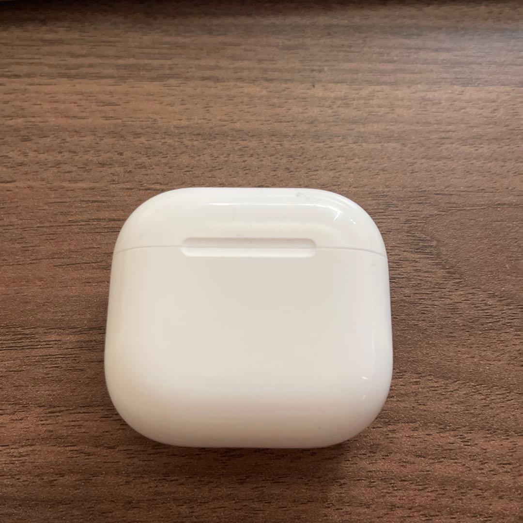 ホワイト イヤホンケース