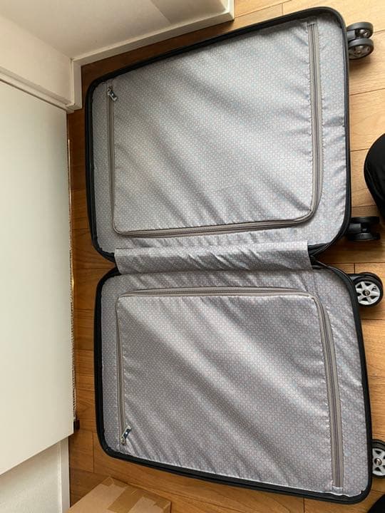 こうたん Audiキャビントロリーケース （マットブラック）