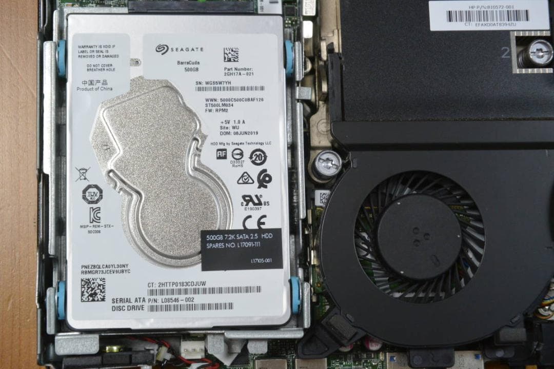 超小型　10Pro　i3-3.2GHz 8GB　SSD256GB+500GB●9