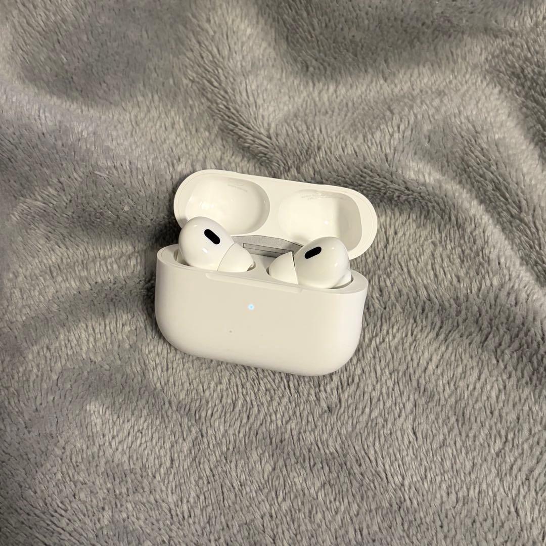 MagSafe充電ケース 付きAirPods Pro 2美品