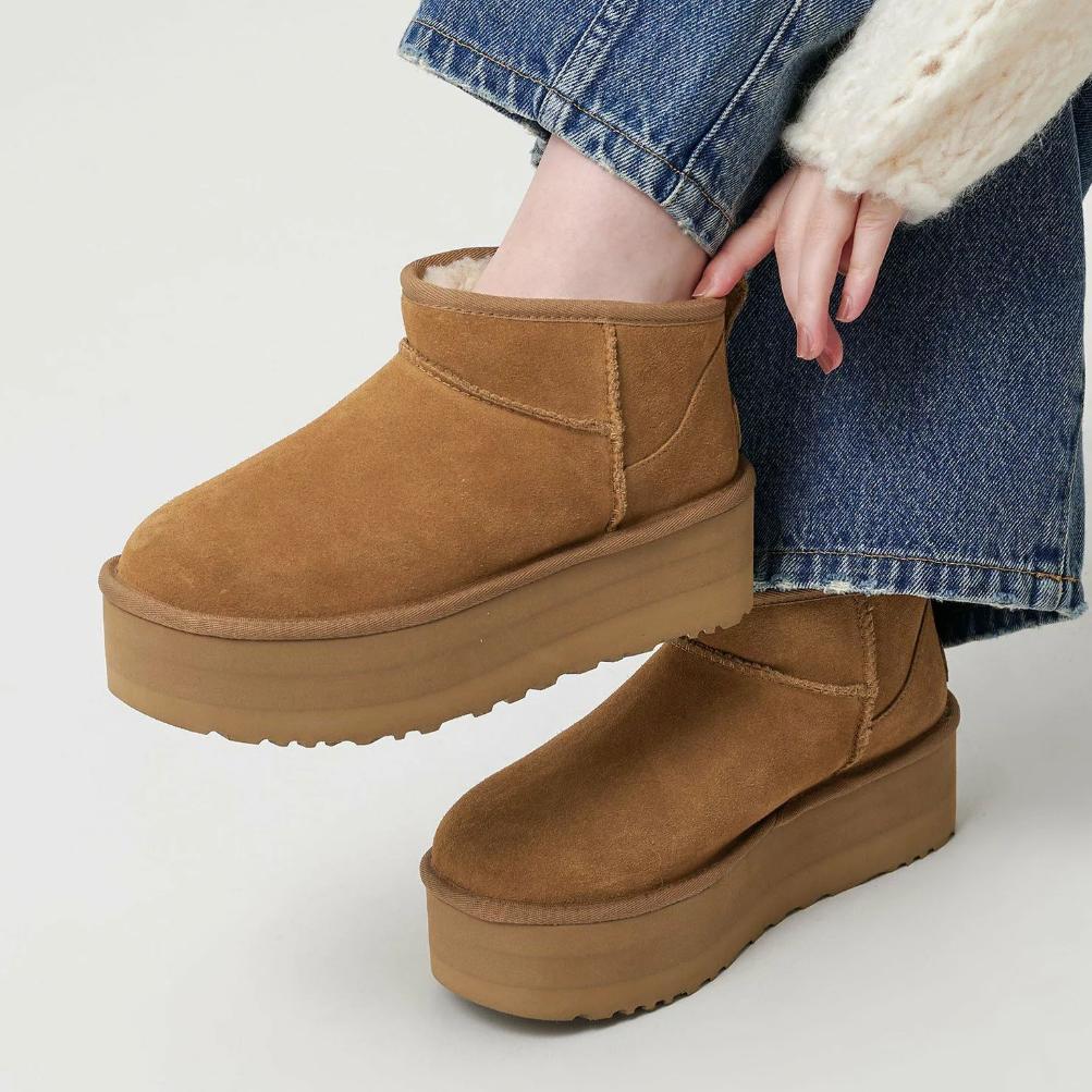 靴 UGG W CLASSIC ULTRA MINI PLATFORM 25cm