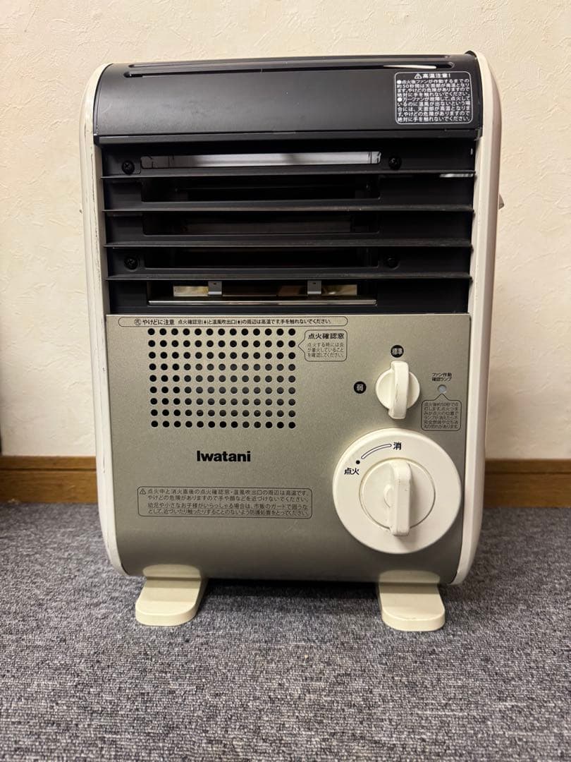 iwatani イワタニ カセットガスファンヒーター 風暖 右上へこみ有
