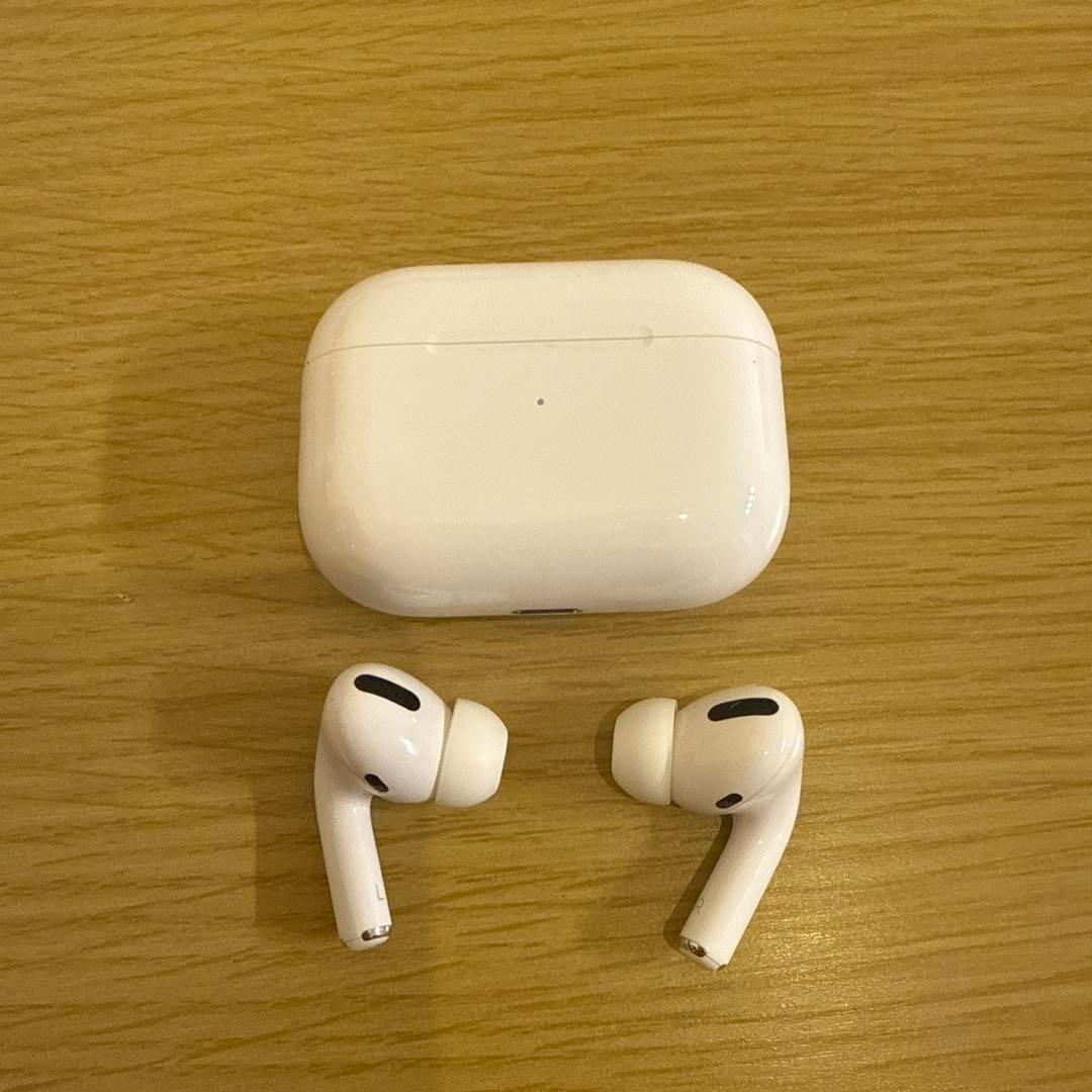 AirPods Pro本体 第1世代　 充電ケース付き