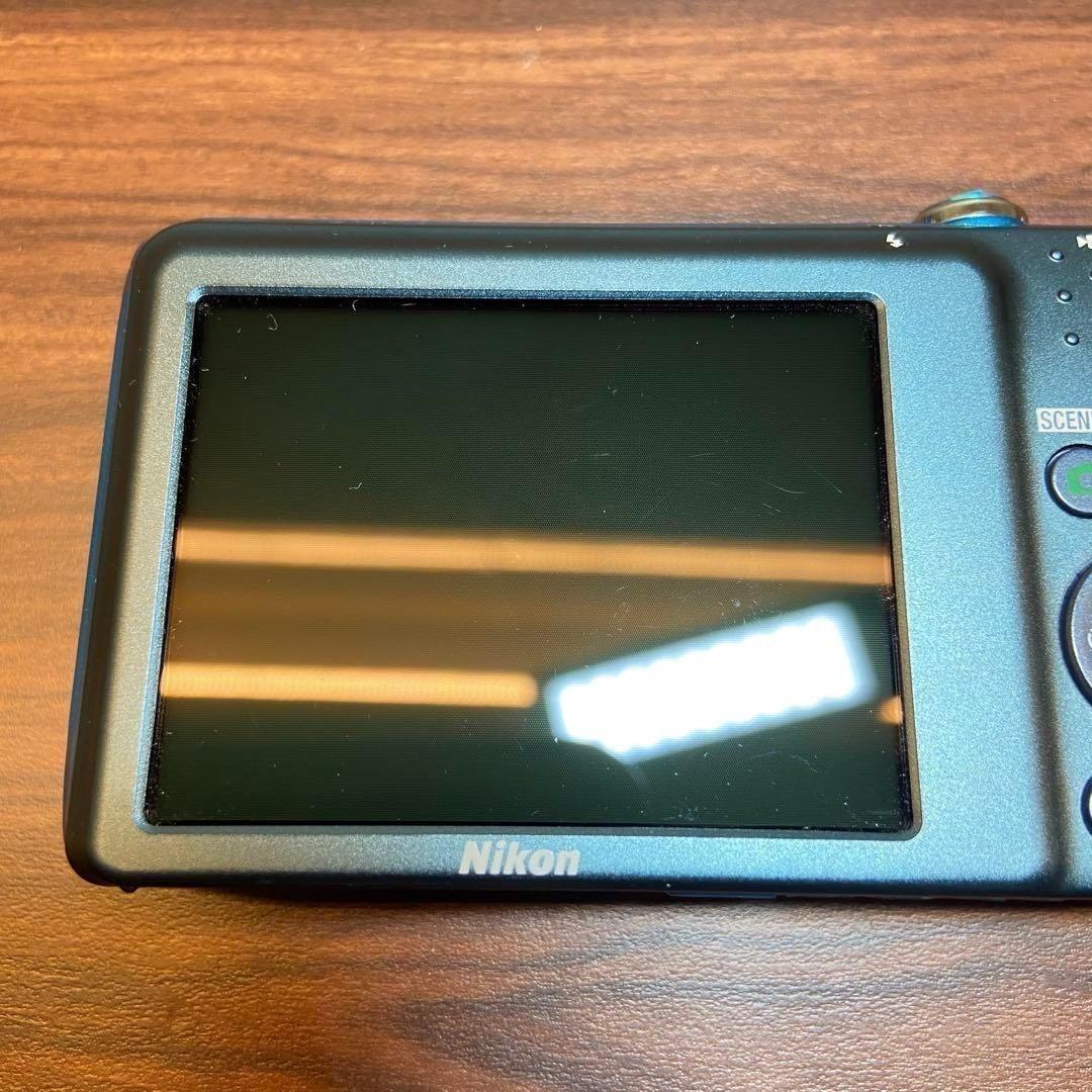 Nikon coolpix S3500 デジカメ ほぼ新品 3427