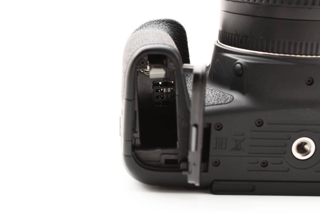 保証付き/デジタル一眼レフカメラ EOS Kiss X10i標準レンズセット