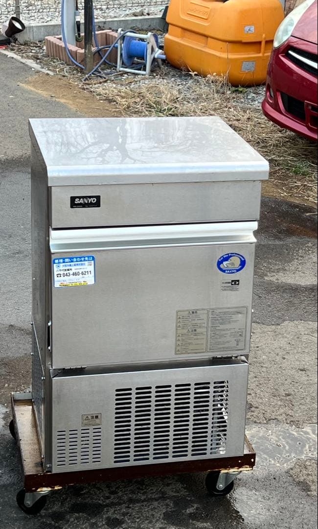 うらちゃん 　全自動製氷機SIM-S3500