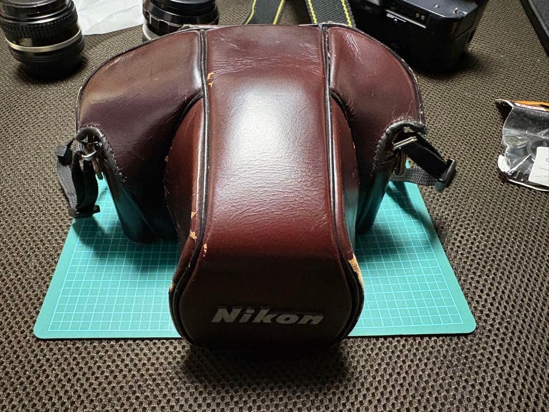 Nikon F3 ニコン F3 本体＆モータードライブ&単焦点レンズ×2 セット