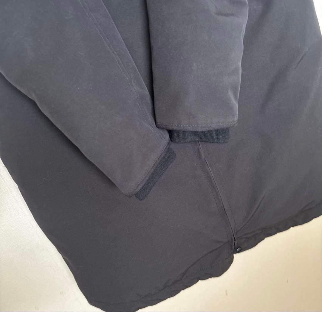 ブラック ダウンジャケット　カナダグース　ロスクレア　Sサイズ