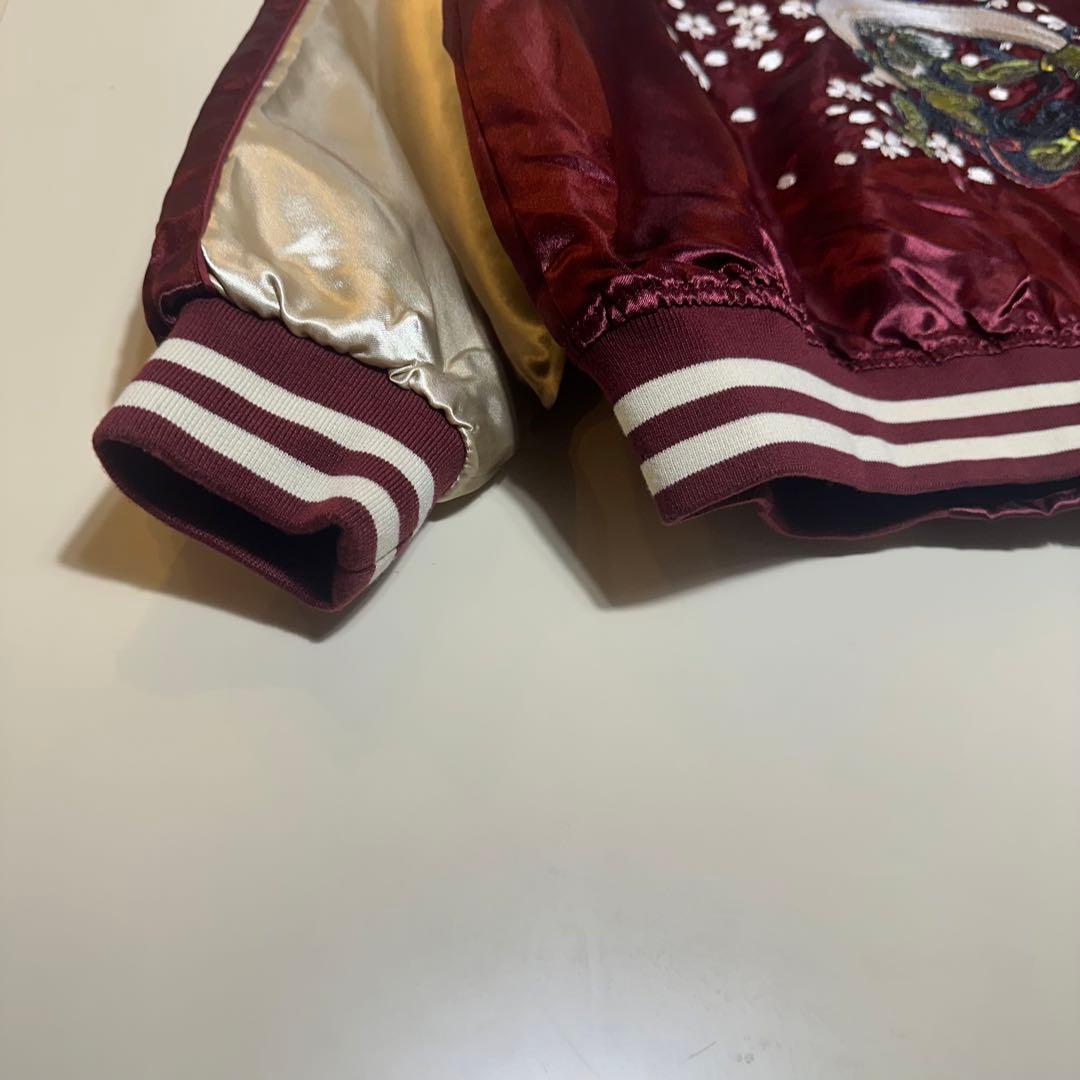 【新品未使用】風神雷神桜刺繍スカジャンワインレッドえんじ金和柄サテンブルゾン