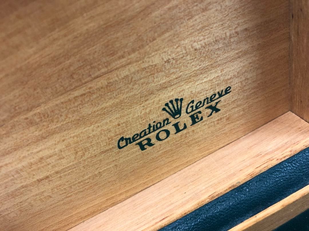 メ*ク様 ロレックス　空き箱　外箱　内箱　小冊子　カードケース　ギャランティカー