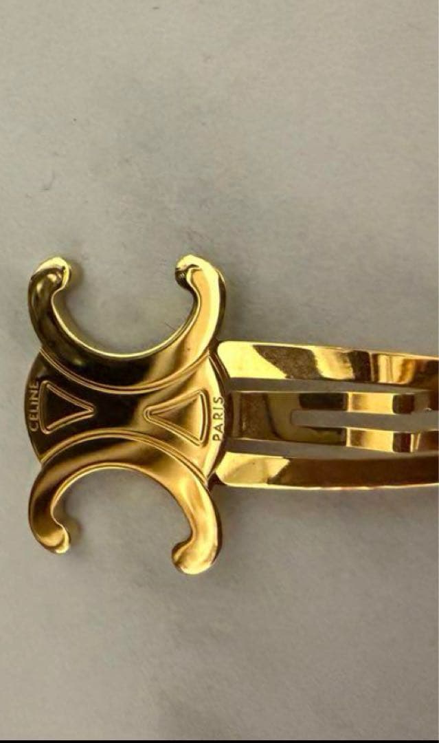【新品】CELINE セリーヌ　トリオンフ　ヘアピン