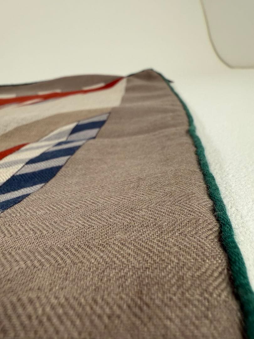 専用　　美品！　エルメス　2023AW カレジュアン　140 空想の鞍　グリーン