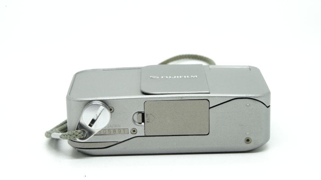 【U2069】 FUJIFILM TIARA フジフィルム ティアラ